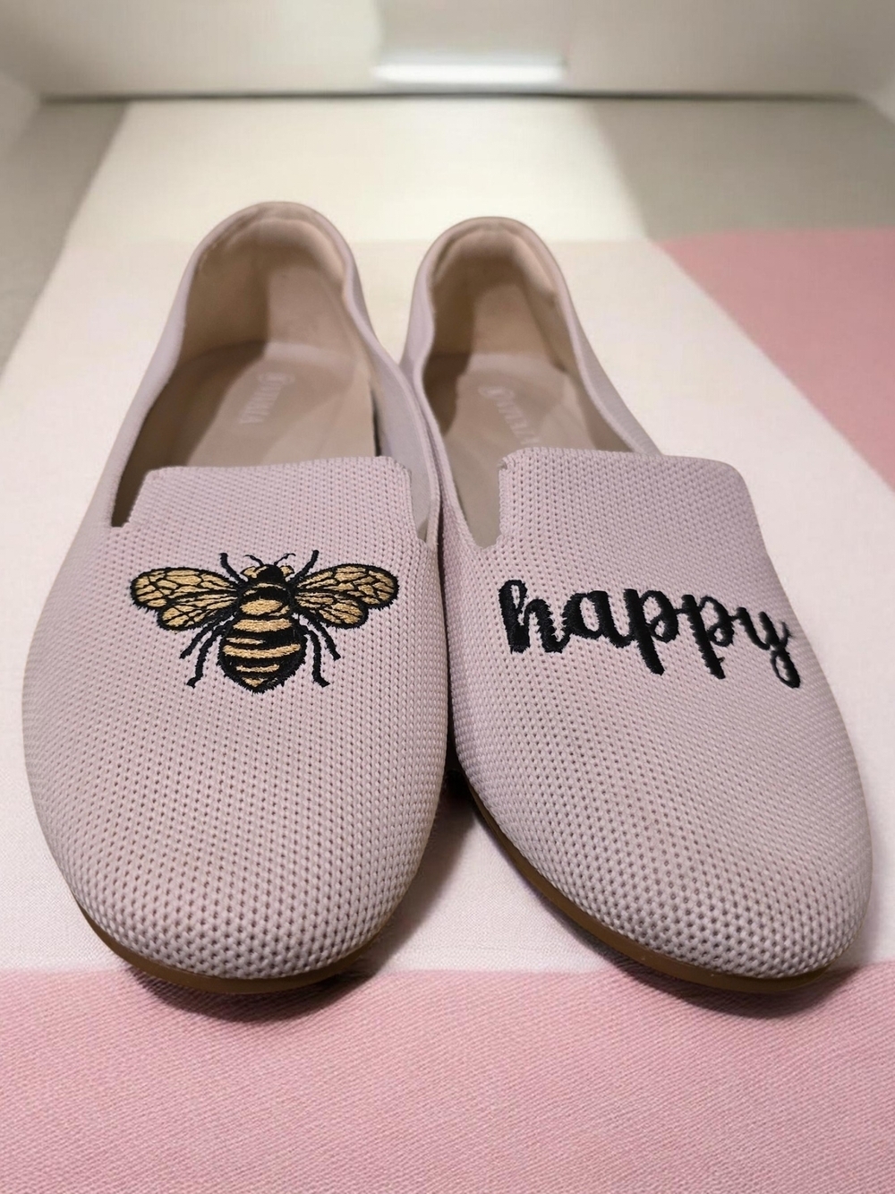 Vivaia Embroidered Bee 'Happy' Slip-On Flats - Light Pink - Picture 2 of 4